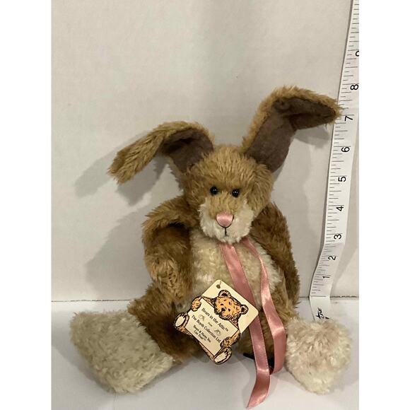 Boyds Collection Ltd. Bears in the Attic  'Bears & Hares you Can Trust' - Picture 2 of 2